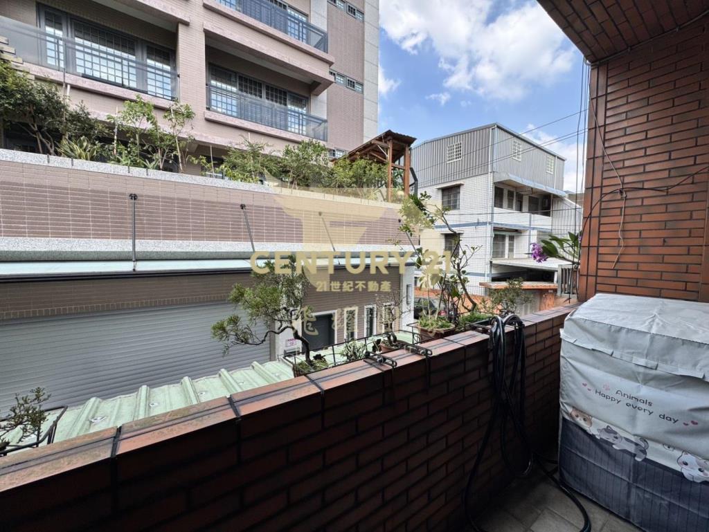 專任【龍岡國中】活巷超值5房美透天