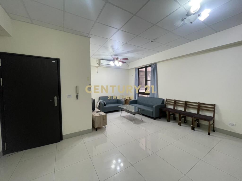 【獨家】苗栗後龍學區三房車