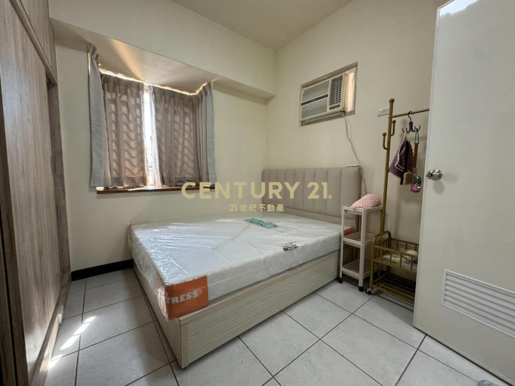 楊梅玫瑰村三房加車位有露臺