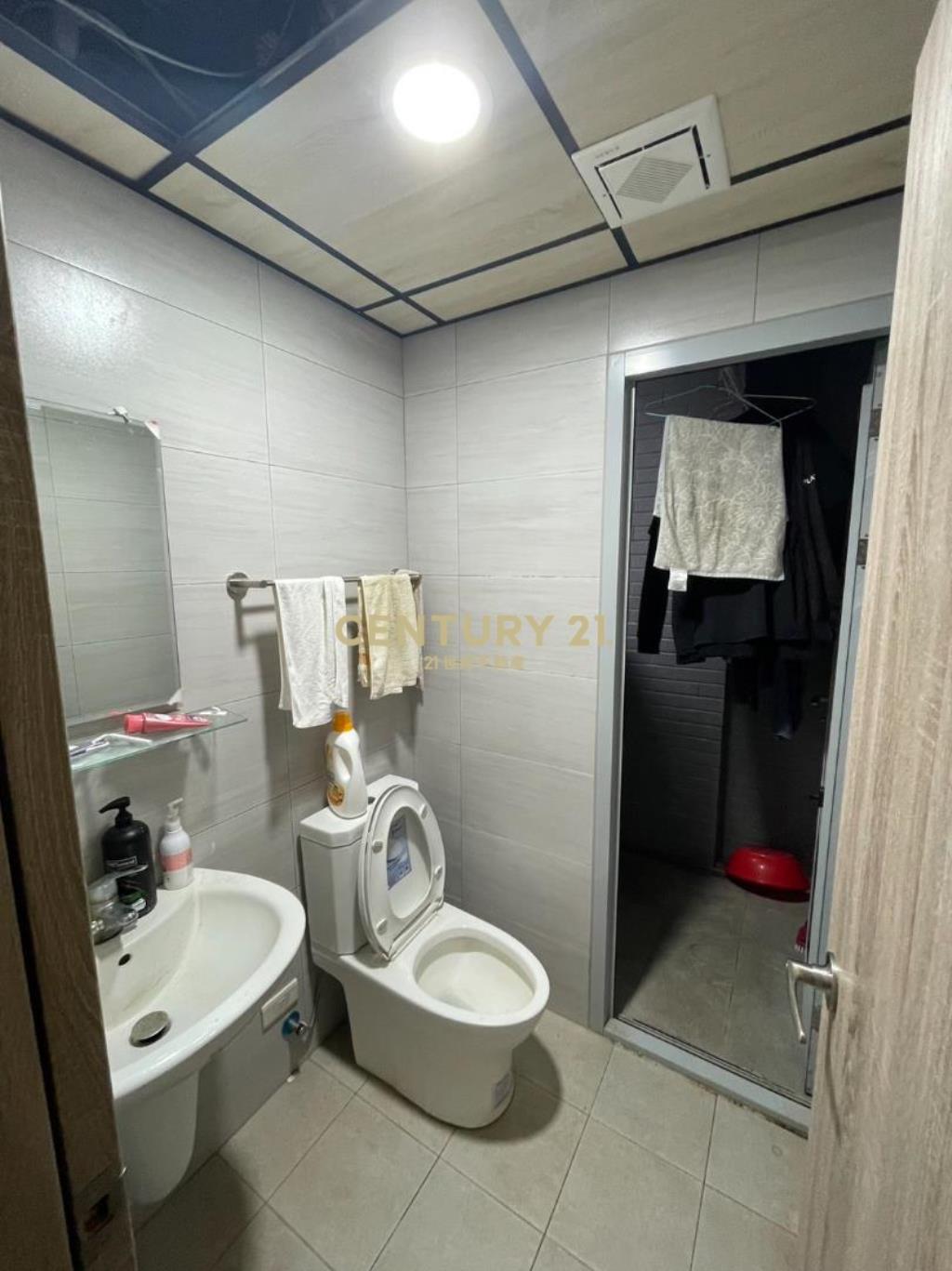 草漯霸王級收租透店