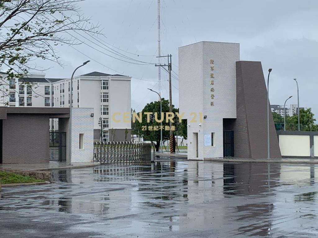 龍岡森林公園游泳路超值透天