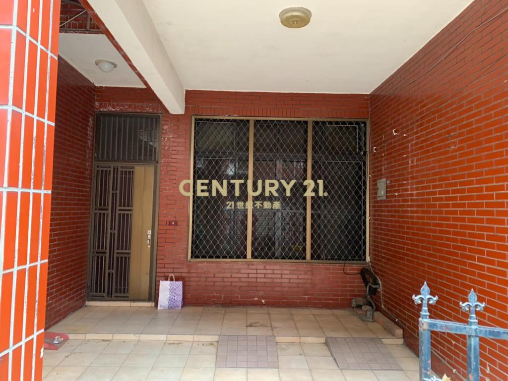 龍岡森林公園游泳路超值透天