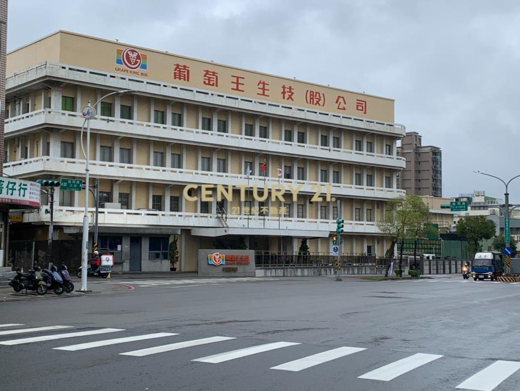 龍岡森林公園游泳路超值透天