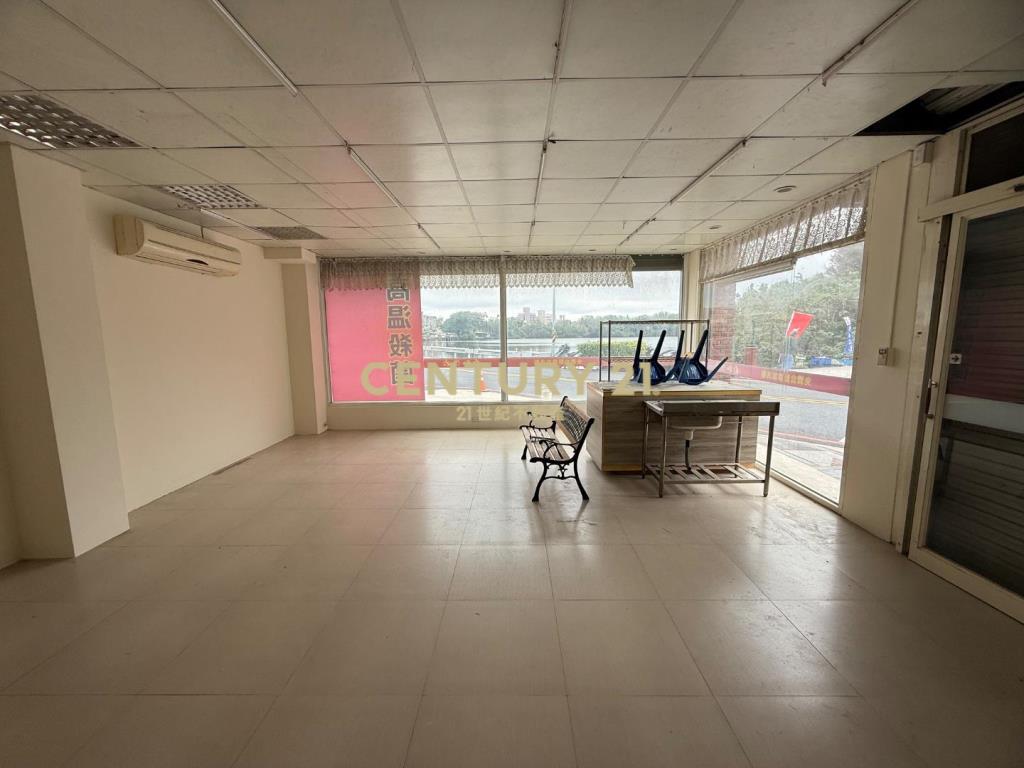 龍科邊間角窗店住辦