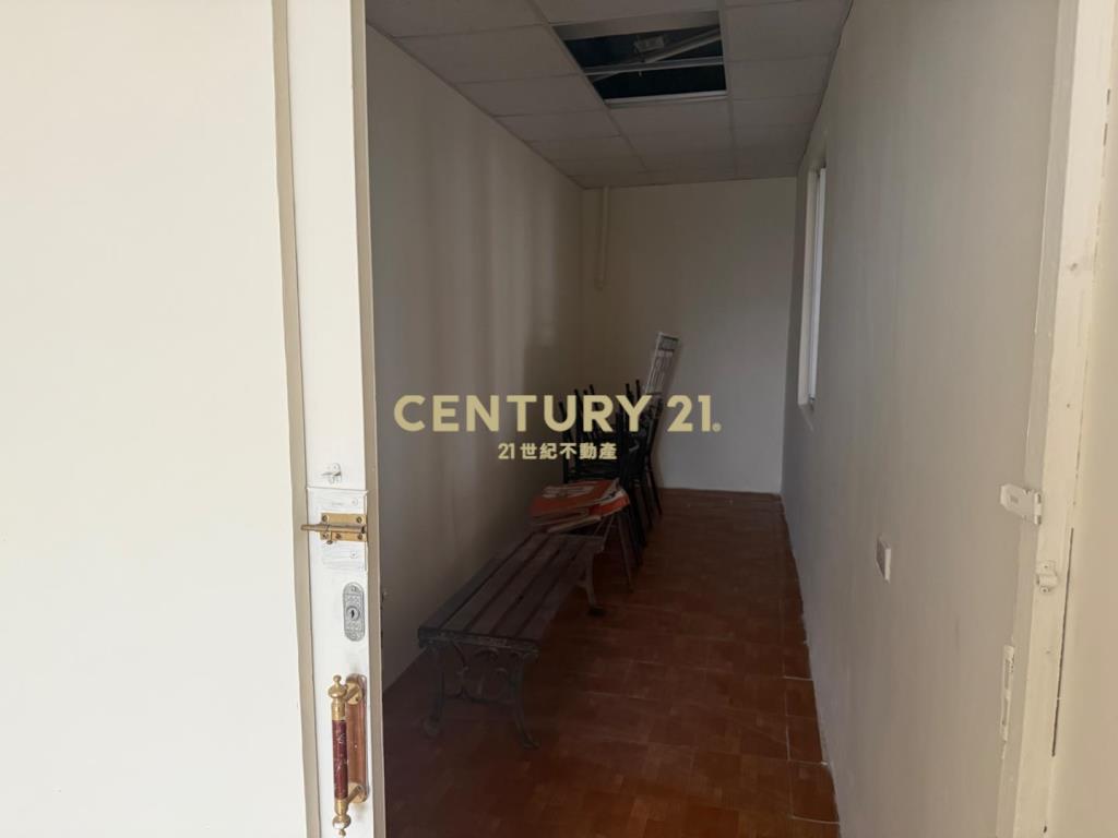 龍科邊間角窗店住辦