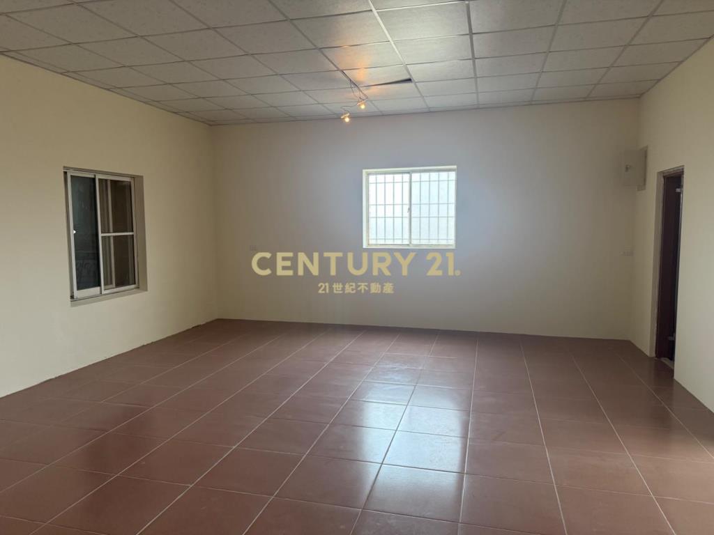 龍科邊間角窗店住辦