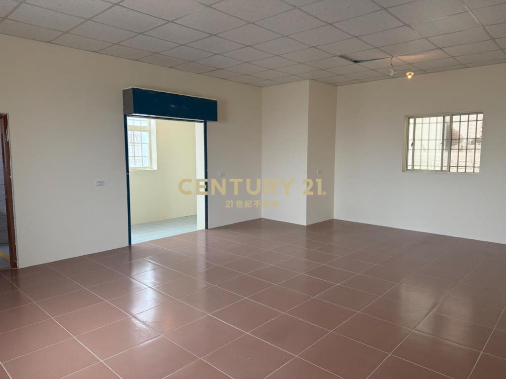 龍科邊間角窗店住辦