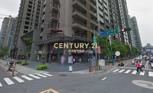 出租~SOGO三角窗-金店面