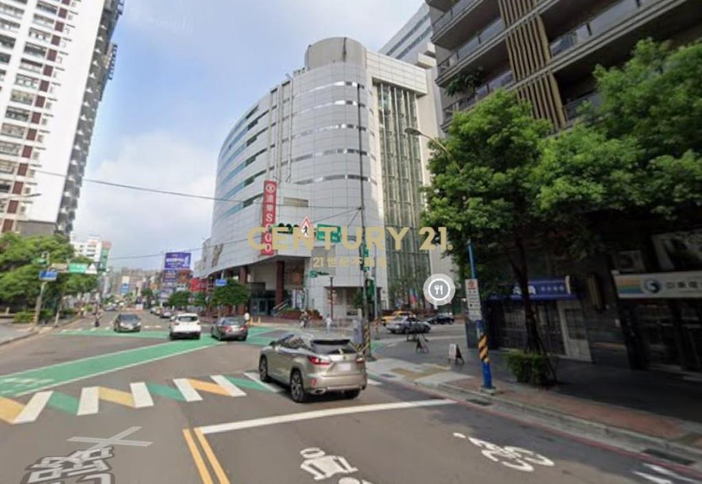 出租~SOGO三角窗-金店面