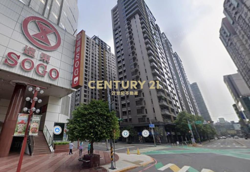 出租~SOGO三角窗-金店面