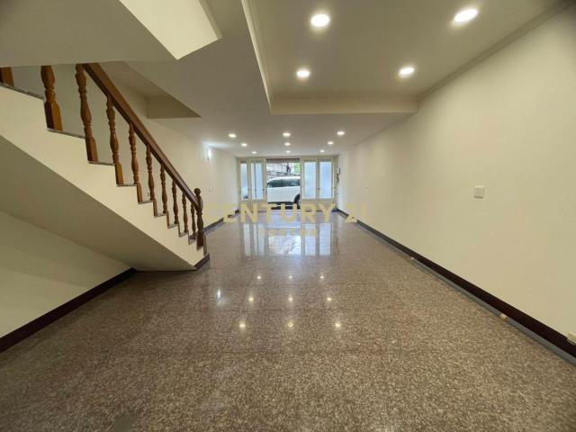 楊梅水美國小旁新整透天