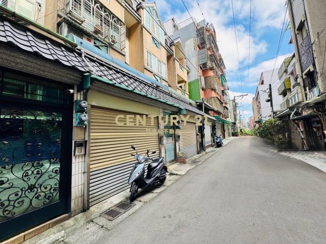 【專任】內壢交流道裝潢美別墅