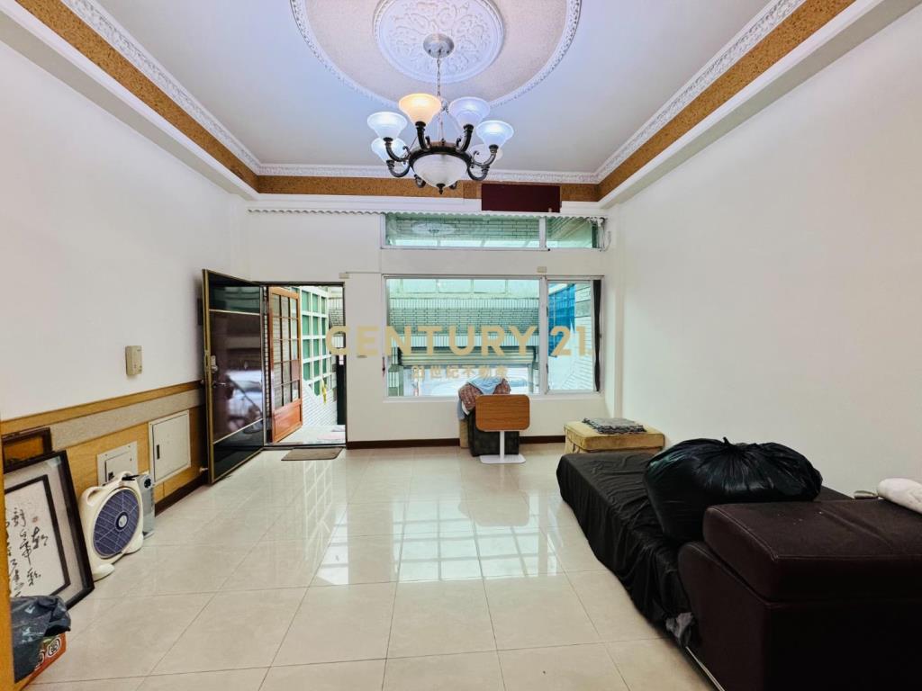 【專任】內壢交流道裝潢美別墅