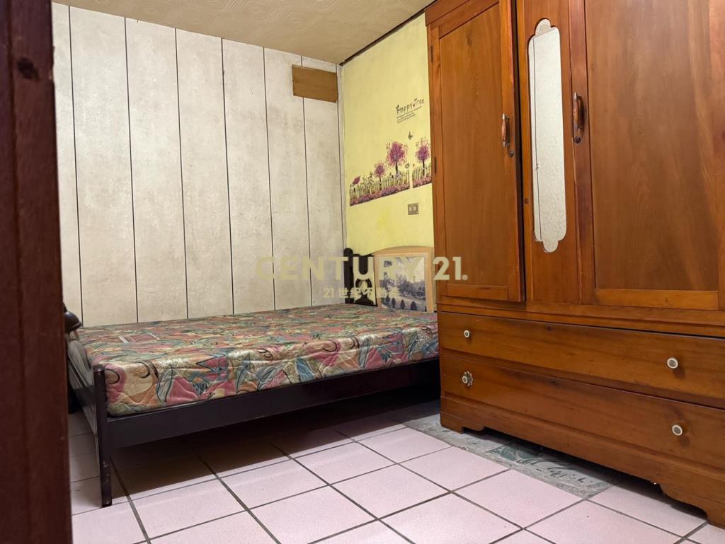 龍潭區公所前透天店面