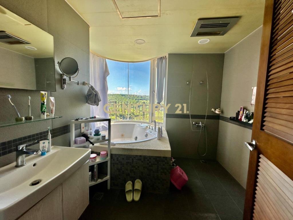 東森山莊-無敵景觀電梯別墅