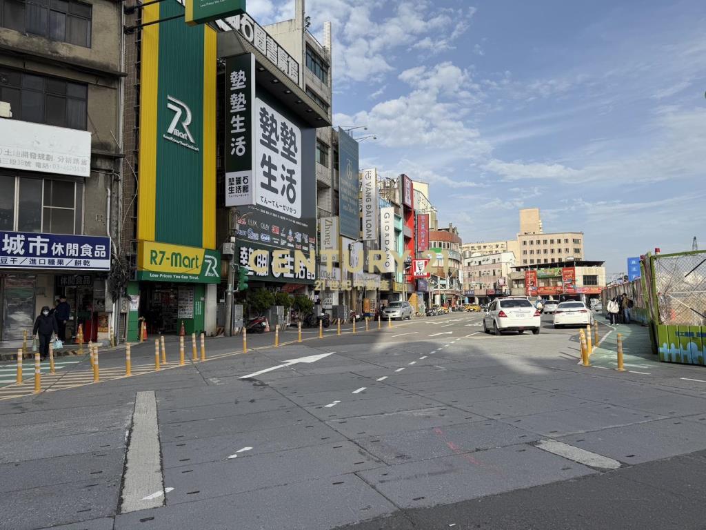 火車站旁【商業區建地】現況透店