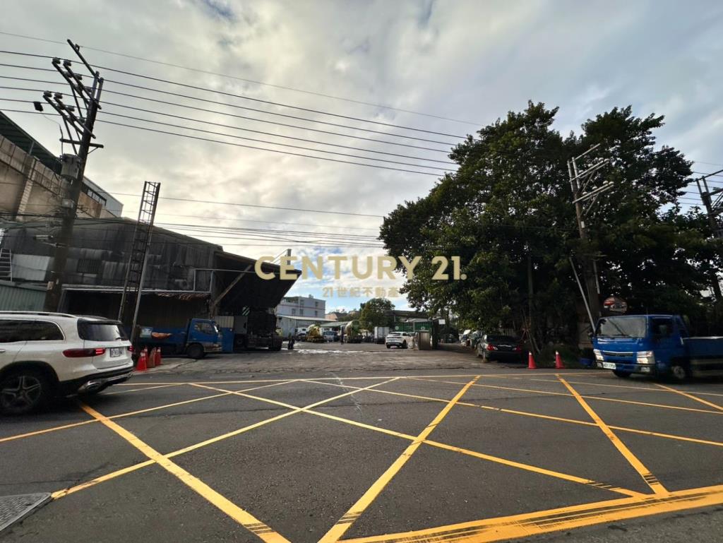 八德區正和平路近交流道農地