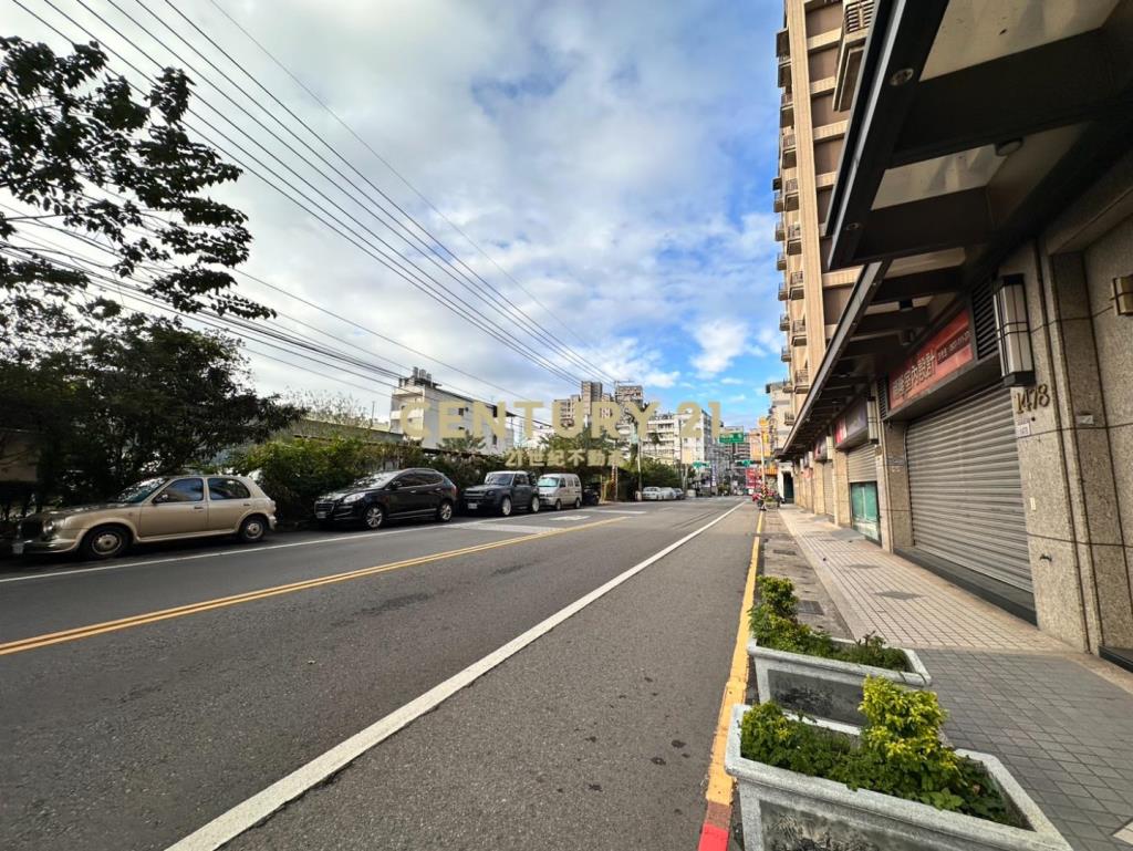 八德區正和平路近交流道農地