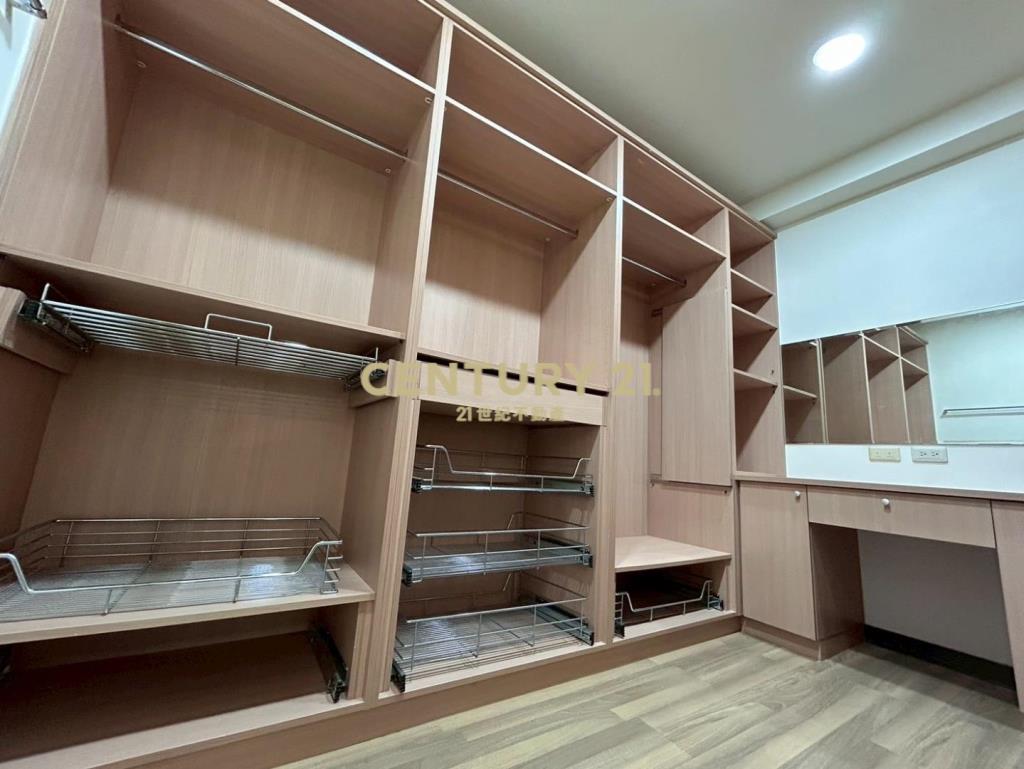 璞園三本春秋埔頂萬坪公園旁雙車寬庭別墅