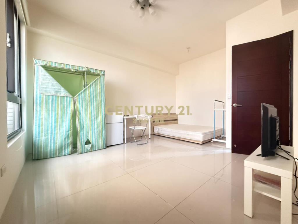 草漯市區大地坪電梯別墅