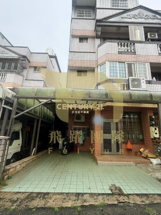 楊梅近愛買大地坪雙車前庭後院美墅