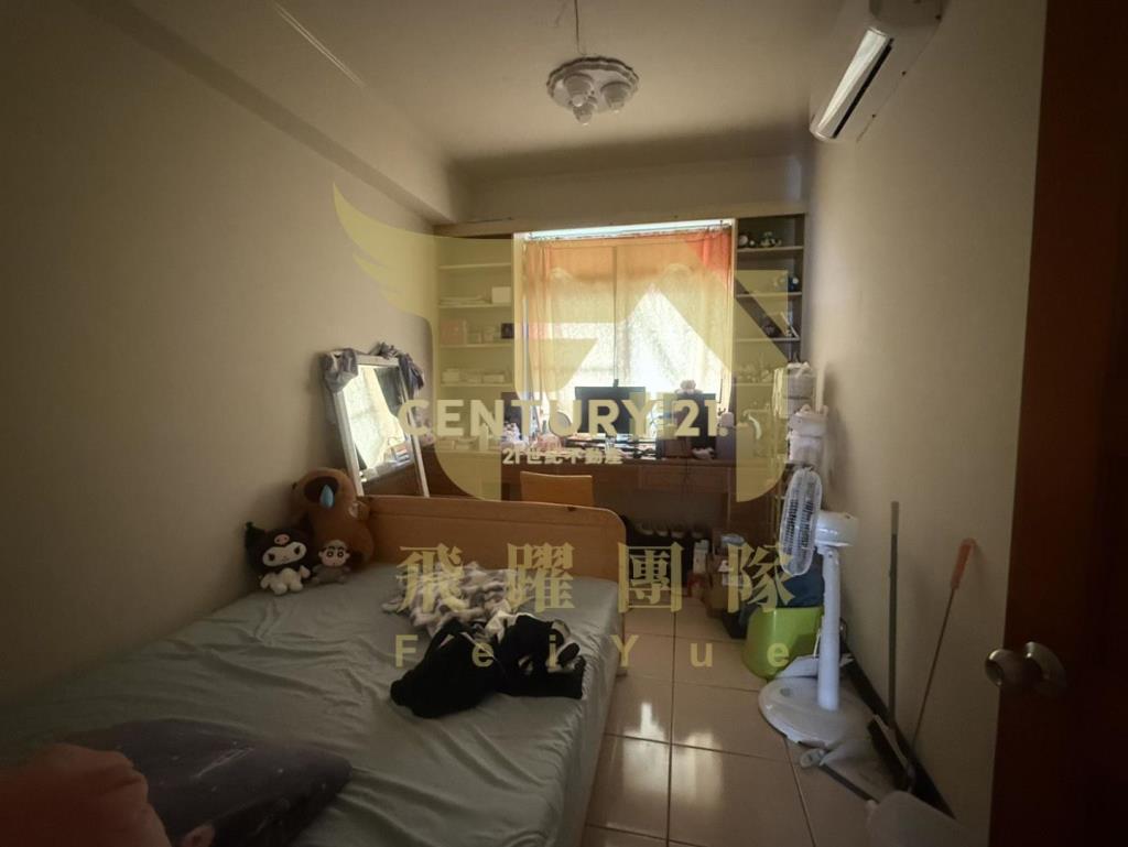 楊梅近愛買大地坪雙車前庭後院美墅