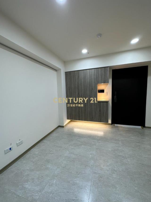 青埔高鐵桃捷A18站2房+平面車(潤隆)