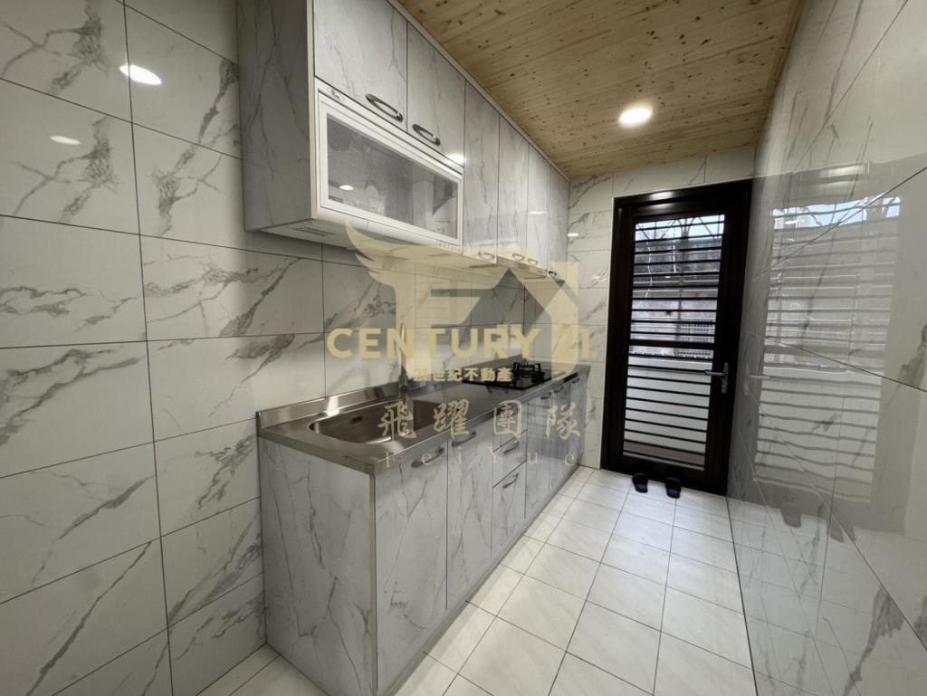 【內壢前站】低樓層整新美3房(天然瓦斯)