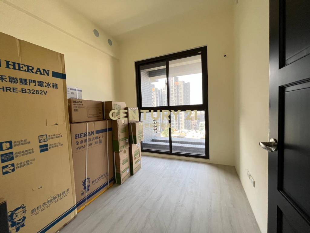 草漯全新2房2衛車