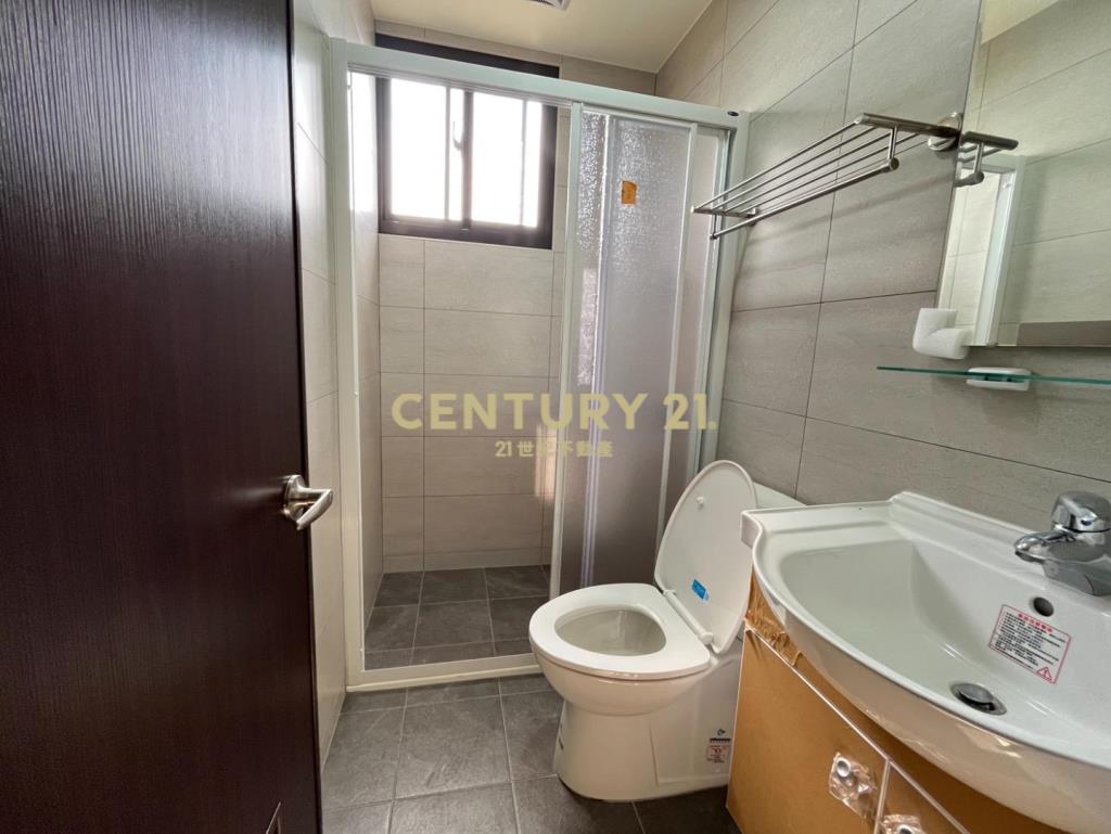 草漯全新2房2衛車