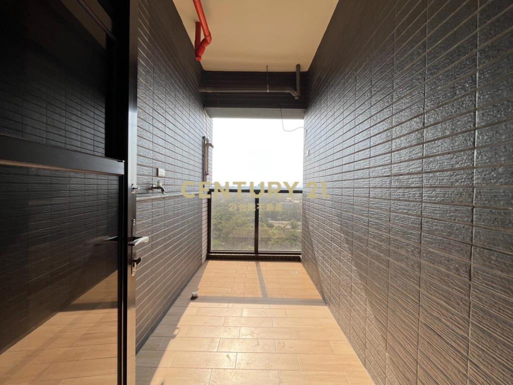 草漯全新2房2衛車