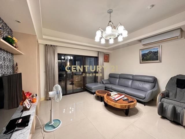 青埔A19四房雙衛浴開窗+子母車位