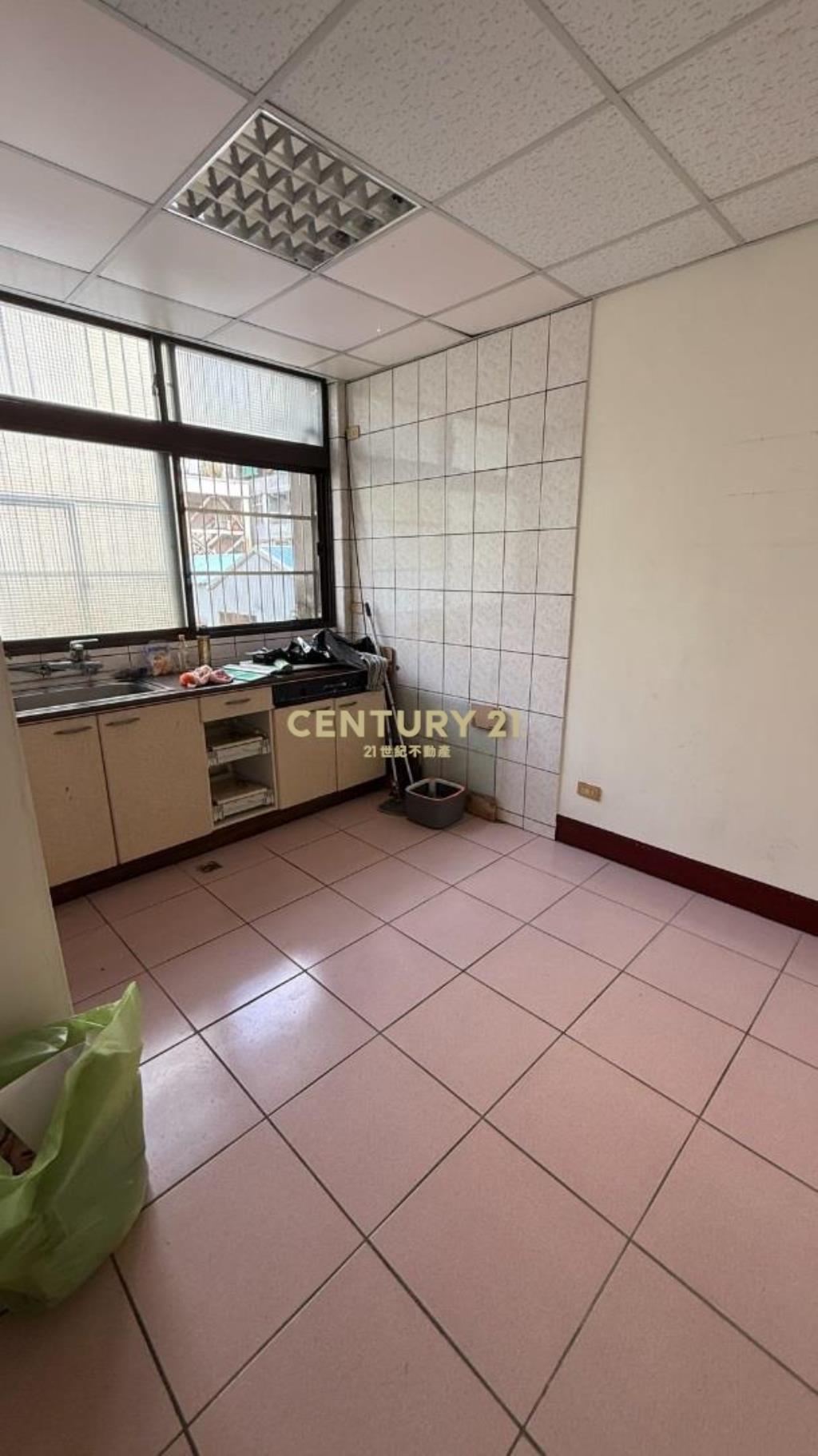 (專約)熱鬧中平商圈/稀有住店(出租)