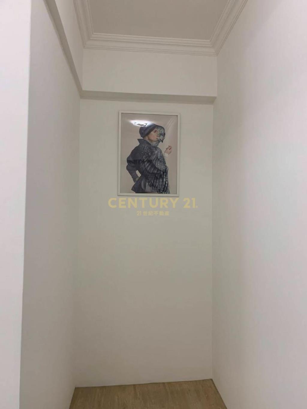 桃園中平商圈精美2+1房