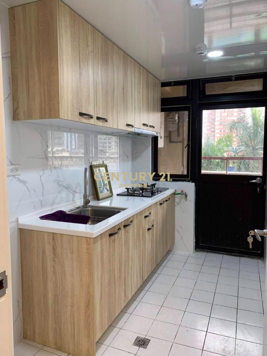 桃園中平商圈精美2+1房