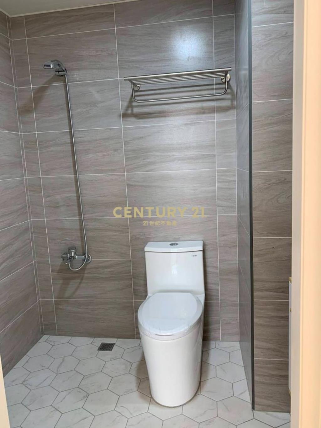 桃園中平商圈精美2+1房