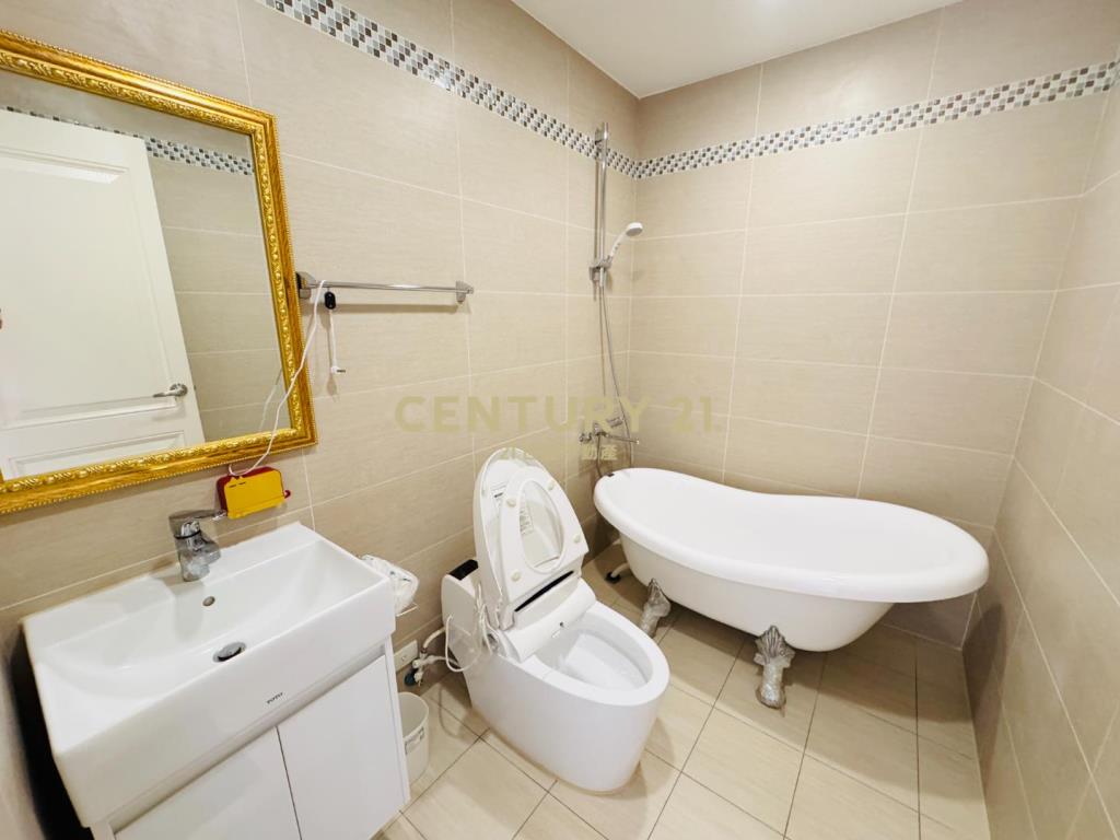 中原、華勛商圈-宜雄晶硯三房車