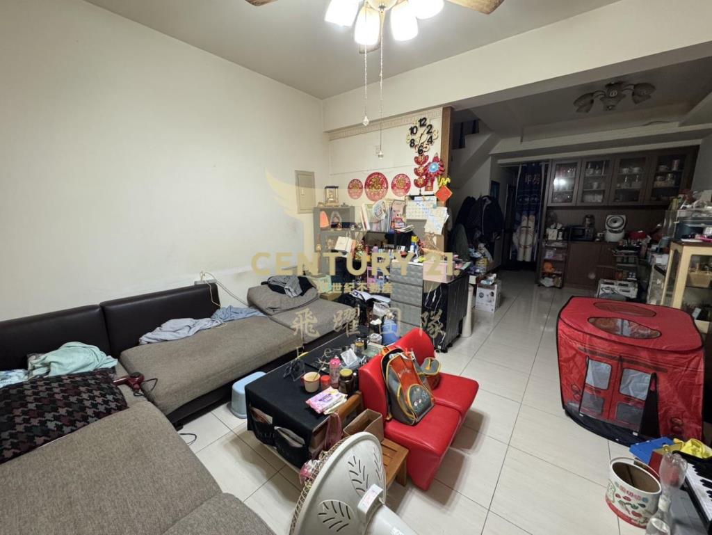 【楊梅蘋果村】大地坪別墅室內停車