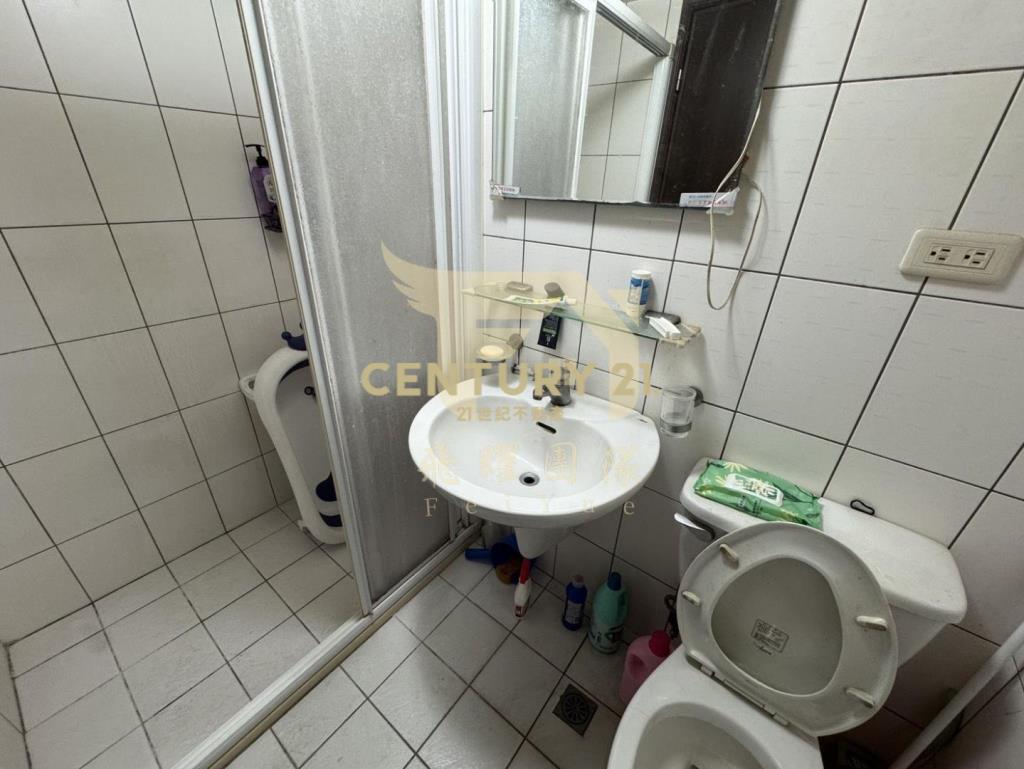 【楊梅蘋果村】大地坪別墅室內停車