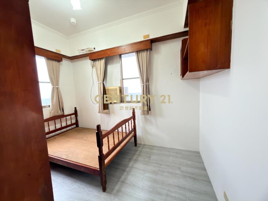 楊梅體育園區景觀三房車