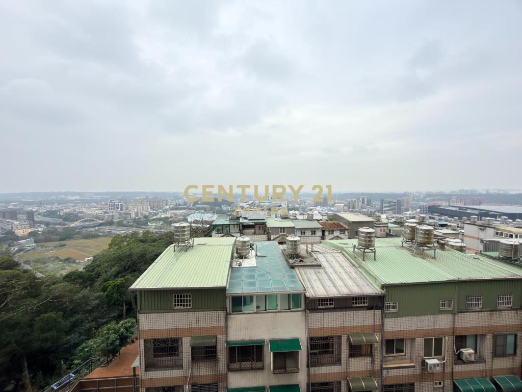 楊梅體育園區景觀三房車