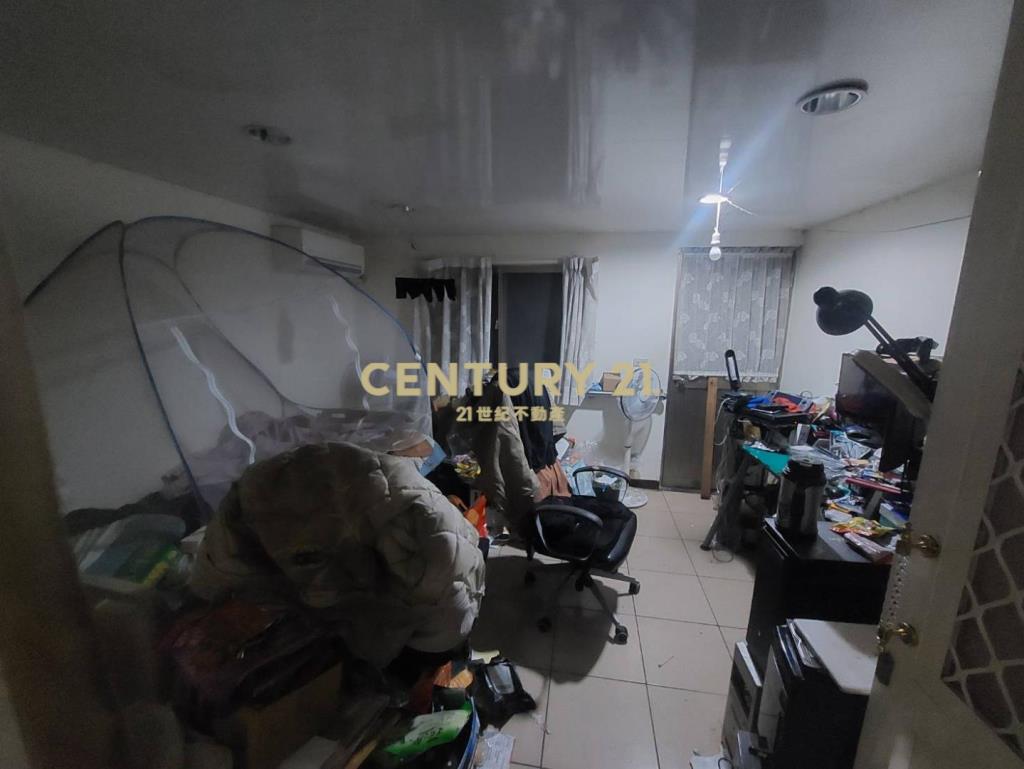 (專任)平鎮南勢國小公園旁6房雙車位別墅