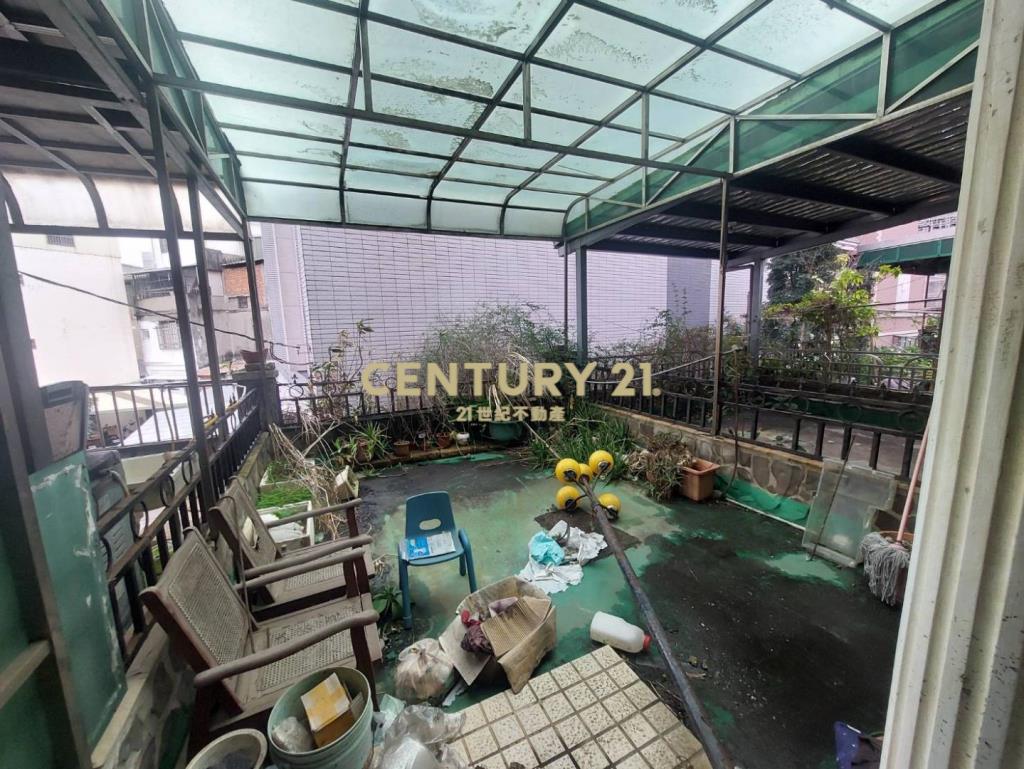 (專任)平鎮南勢國小公園旁6房雙車位別墅