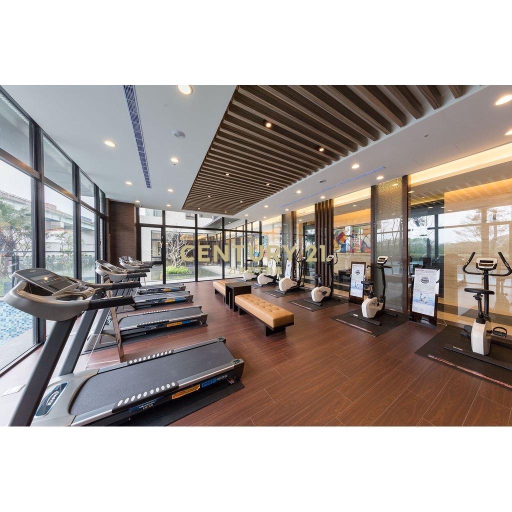 五股洲子洋重劃區三房+車