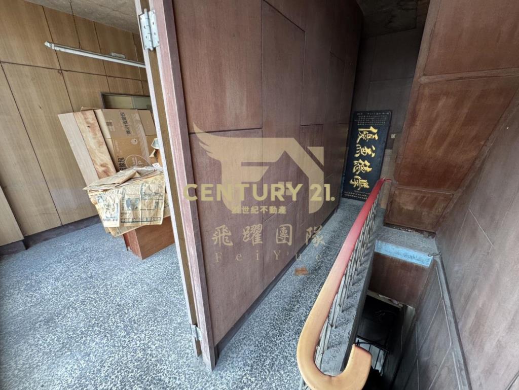 【中壢A22捷運】新生路低總價精緻透店