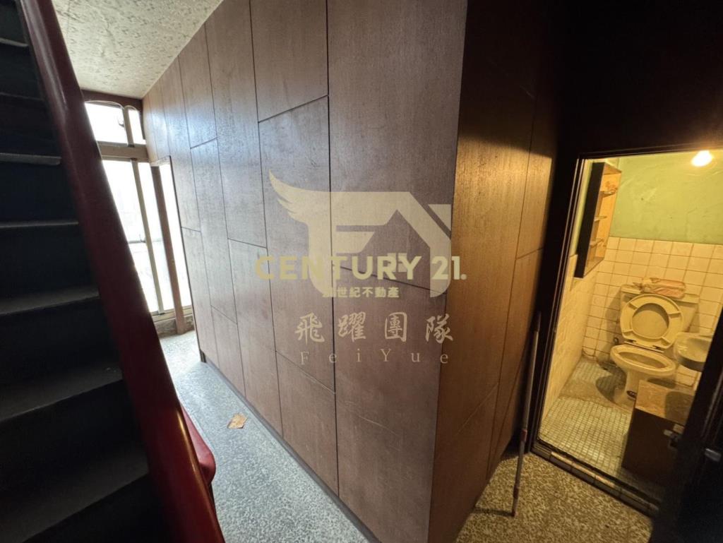 【中壢A22捷運】新生路低總價精緻透店