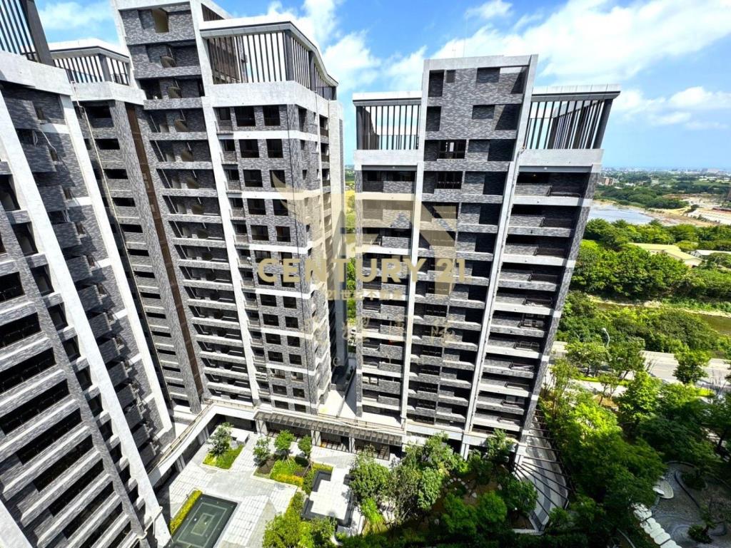 專任-青埔機捷A18景觀2房+平面車