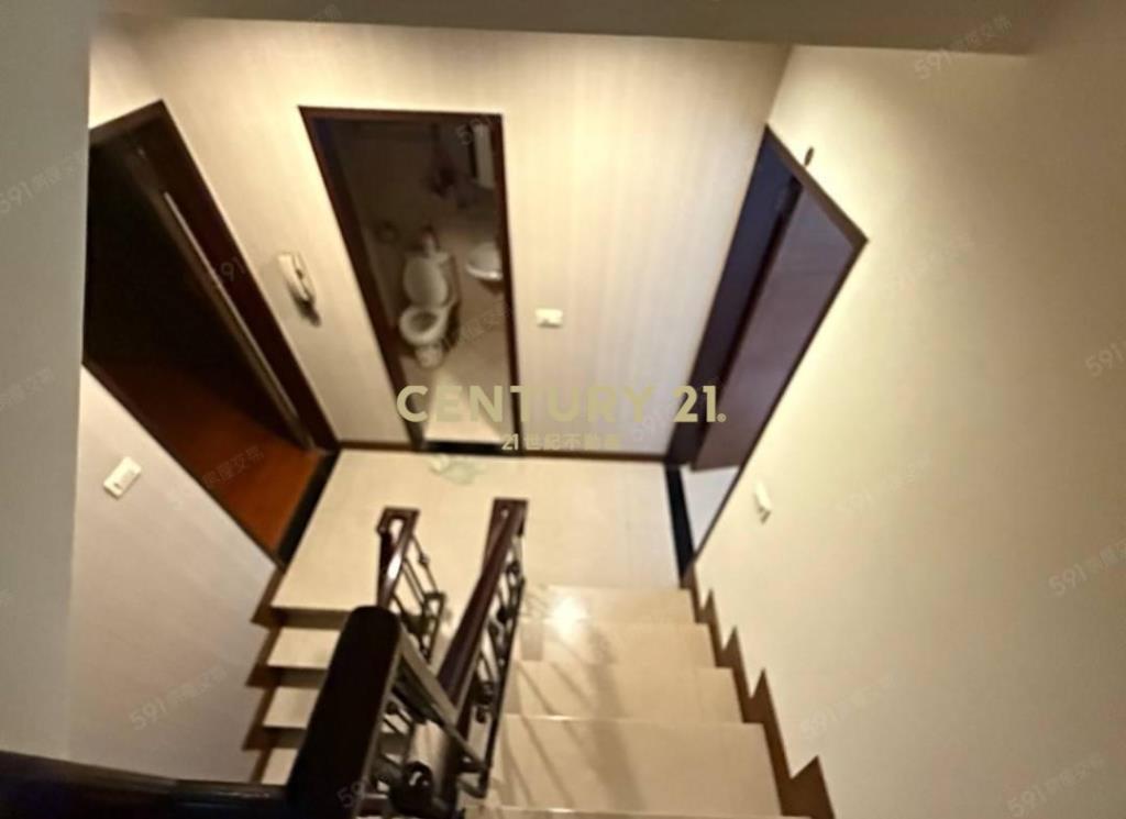 中壢區公所(大面寬大地坪)稀有別墅