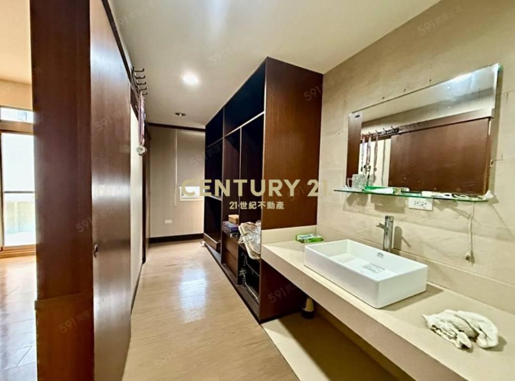 中壢區公所(大面寬大地坪)稀有別墅