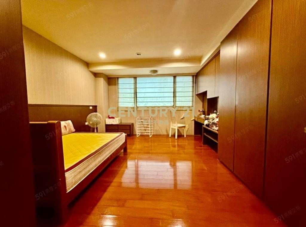 中壢區公所(大面寬大地坪)稀有別墅